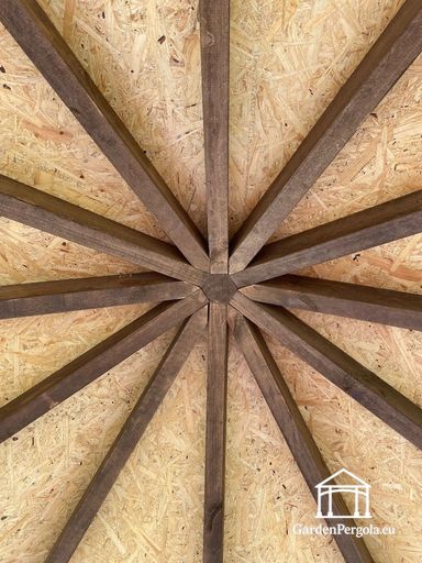 Cenador de Jardín de Madera de Seis Lados con Techo de Tejas — Acogedor, Práctico y Naturalmente Elegante
